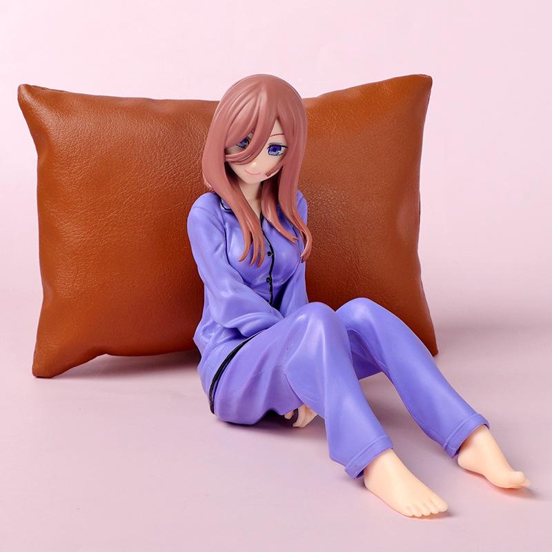 Anime Les Quintuplés Essentiels Nakano Ichika Nakano Miku Figurine Pyjama Déguisement Itsuki Modèle Nino Jouets Yotsuba Action