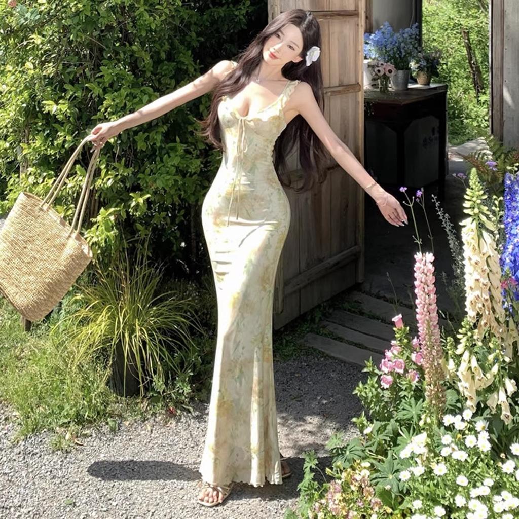 Holiday Style Sexy V-neck Floral Suspender Dress Women's Summer Backless Slim Waist Hip Fish Tail Long Skirt
