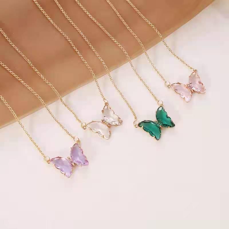 2022 Crystal Butterfly Clavicle Chain Necklace: Chic & Stylish Short Choker Pendant for Women