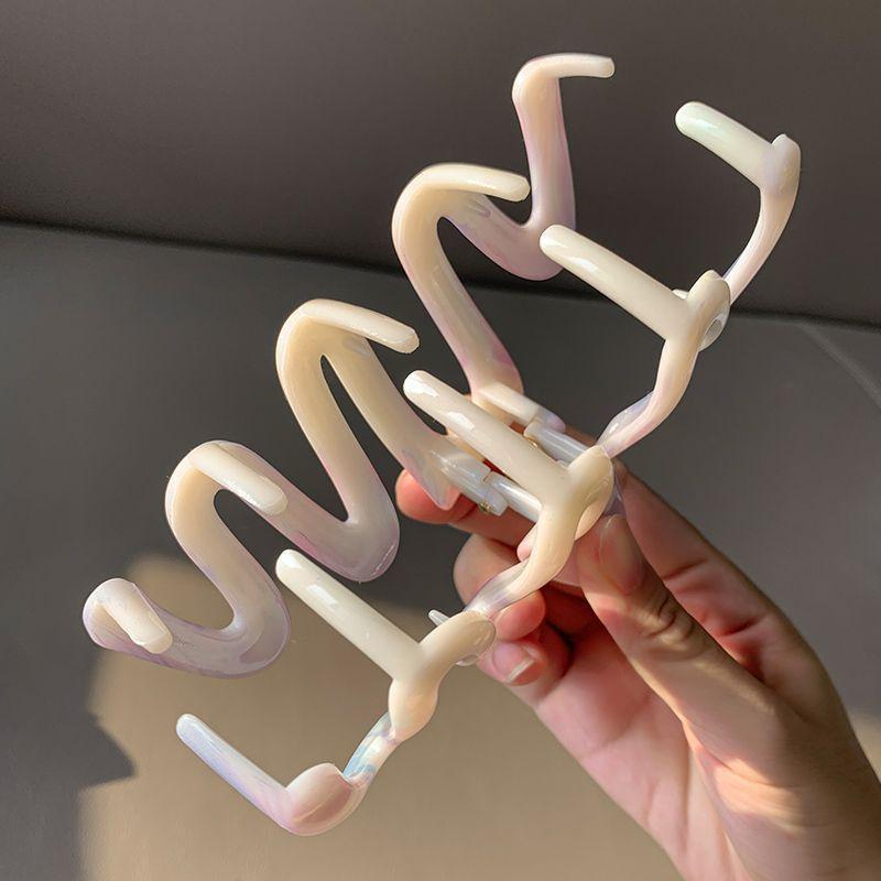 Rainbow Color Large Coiled Hair Claw Shark Clip Strong Hold Hair Clamp Niche Hair Grab Sweet Trendy Women's Hair Accessories