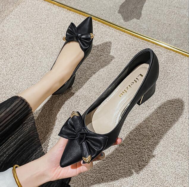 Designer Woman Shoes Crystal Pumps Low Heeled Party Bride Wedding Shoes Female Sequin Loafers Ladies Dress High Heels