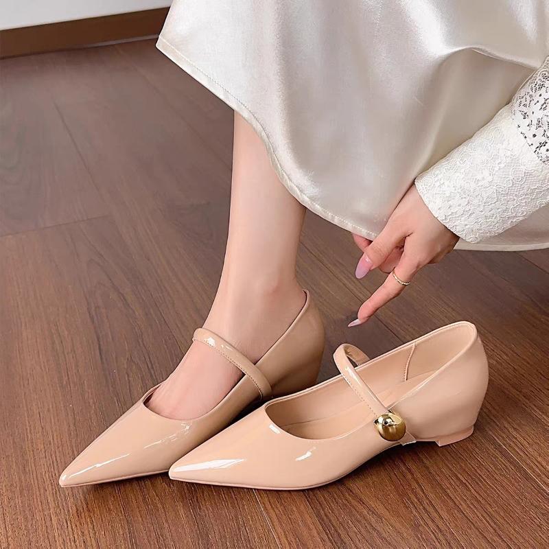 Fashion Fashionable simple hot selling Single Shoes Women's Autumn New Vintage Pointed Toe Shallow Mouth One Strap Low Heel Shoes
