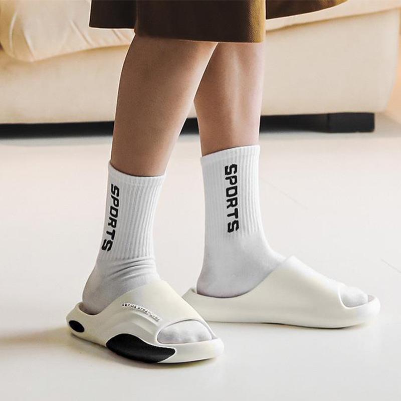 Fashion Men's Slippers PVC Soft Sole Non-slip Slides Casual Outdoor Beach Flip Flops Home Bathroom Couples Slippers New Sandal