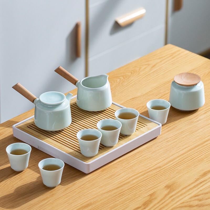 

Fang Ran 10-Piece Chinese Portable Tea Set