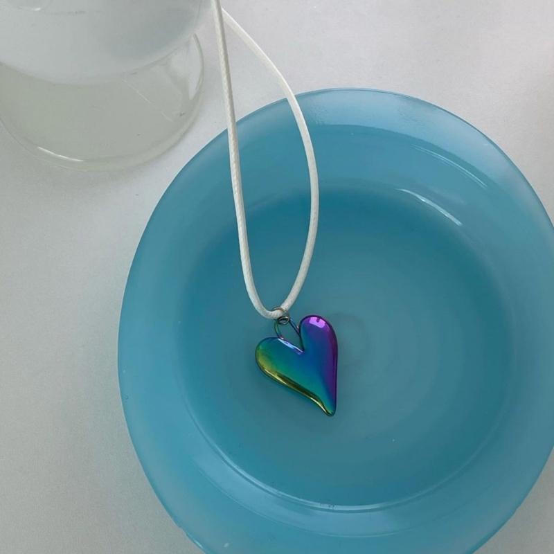 Fashion Colorful Heart Pendant Necklace Adjustable Sweet Cool Choker Neck Chain Statement Jewelry Elegant Clavicle Chain
