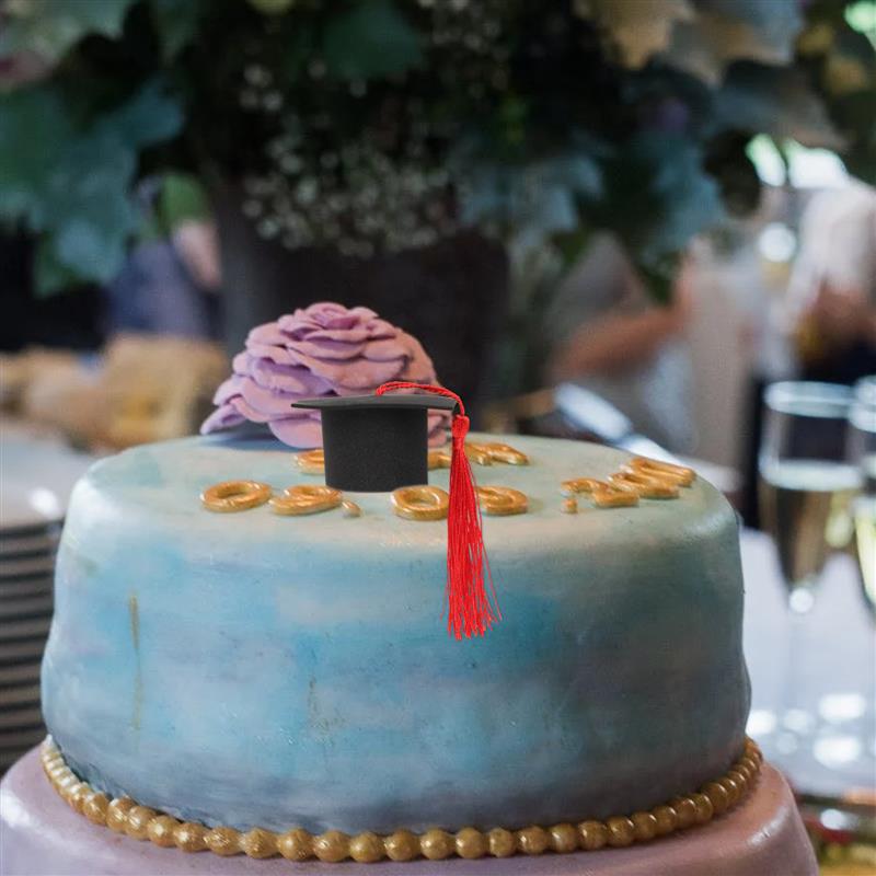 10 Stück Mini-Abschlusskappe Doktorhut Mini Niedliche Abschlusskappe Party Abschluss Abschlusskleidung Kleiner Abschluss Hut Flaschenverschlüsse für