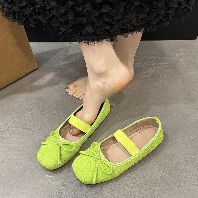 Fashion lightweight retro ballet style shallow mouth single shoes women's 2025 new spring and autumn skirt French Mary Jane shoes