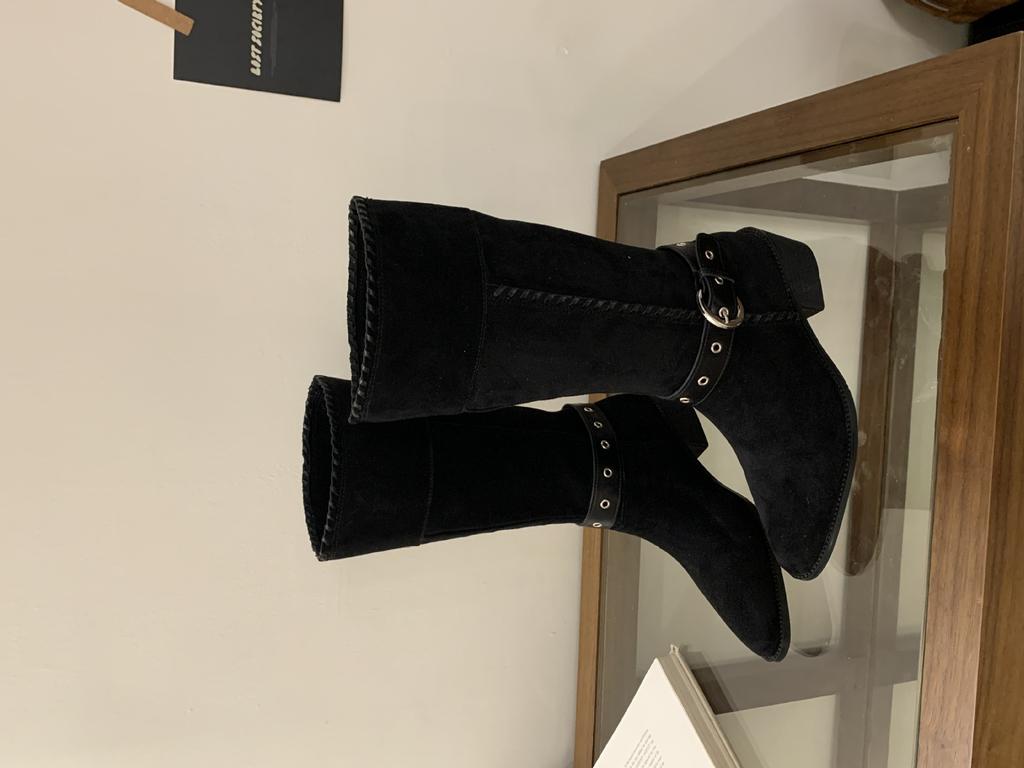 2025 Herbst und Winter neue Zwei-Wege-Damenstiefel Western-Cowboystiefel dicker Absatz Wildleder spitze Stiefel Damen Gürtelschnalle Schaft