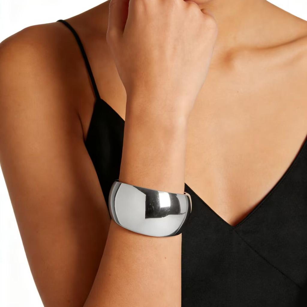 Europäischer und amerikanischer klassischer trommelförmiger Spiegel Öffnung breiter Rand Armband weiblich einfache Persönlichkeit übertrieben glatte Oberfläche Federbogen Hand