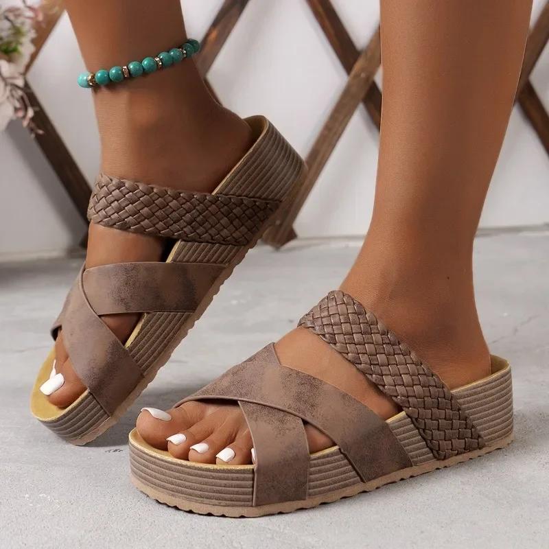 

Fashion Ladies Shoes 2025 New Open Toe Women s Slippers Fashion Platform Sandals Summer Footwear Plus Size Comfortable Casual Slippers 36