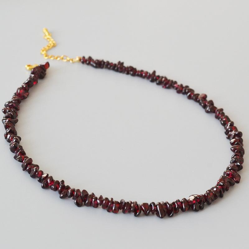 Baroque Garnet Beaded Short Necklace - Elegant Clavicle Chain