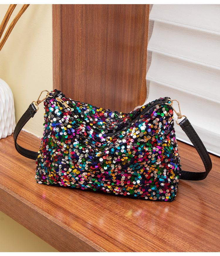 

2025 Korean Style Sequined Handbag: Fashionable Handheld Shoulder Bag, Dumpling Design, Underarm Carry.
