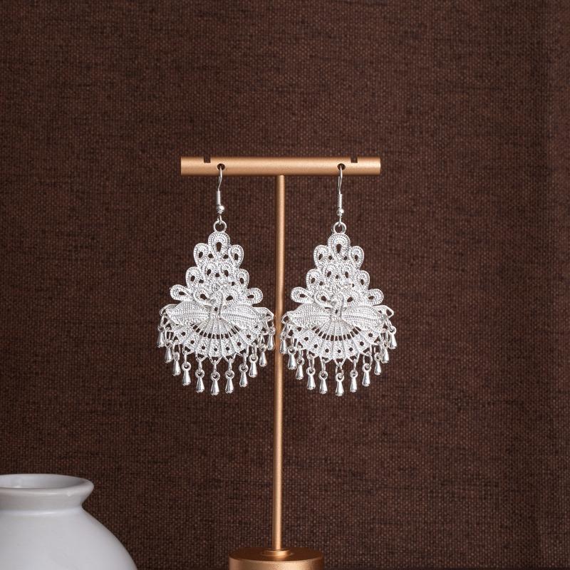 New Miao Long Tassel Minority Earrings, Light Luxury Miao Silver Exaggerated Fashion Temperament Earrings