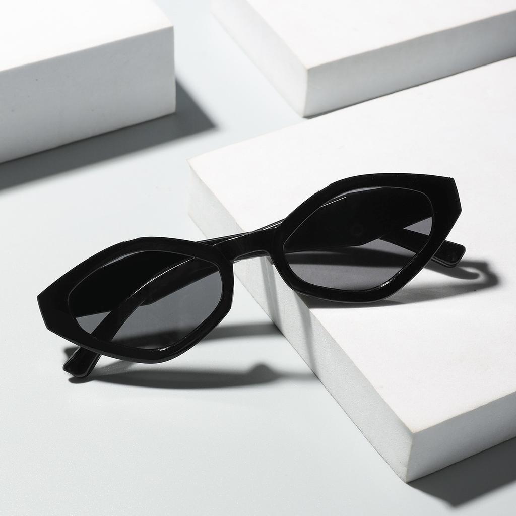 Unisex Design Fashion Vintage Retro Cat Eye Shape Sunglasses Luxurious Brand for Men Fashion Goggles Trendy Outdoor Driving Travel UV400 Sunglasses