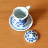 Stylish and compact Arita ware Arita ware arabesque soy sauce dispenser with 90ml capacity saucer,