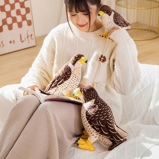 Realistic Eagle Plush Toy Soft Cuddly Children's Cognitive Prop Simulation Design