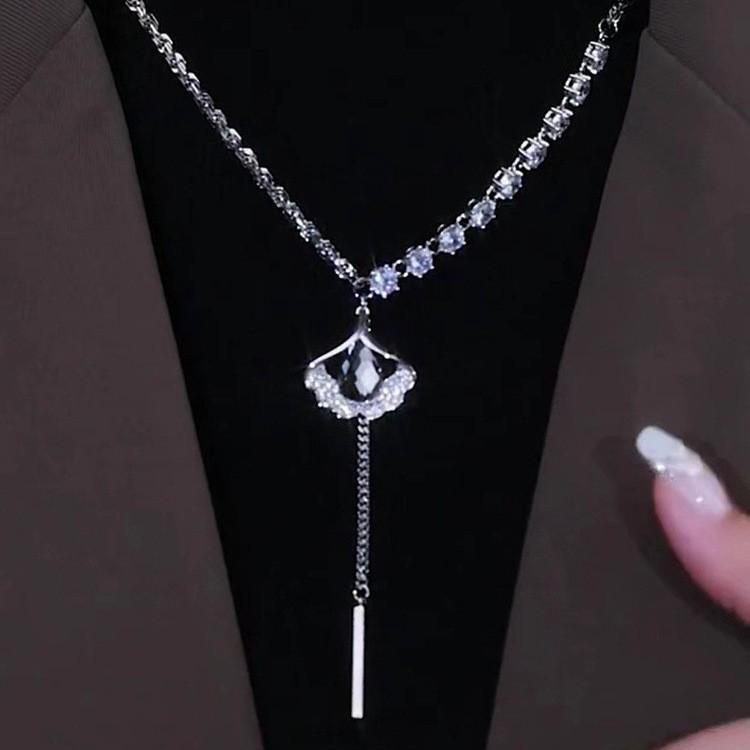 

Adjustable Luxury Clavicle Necklace - 2025 Trendy Design for Women