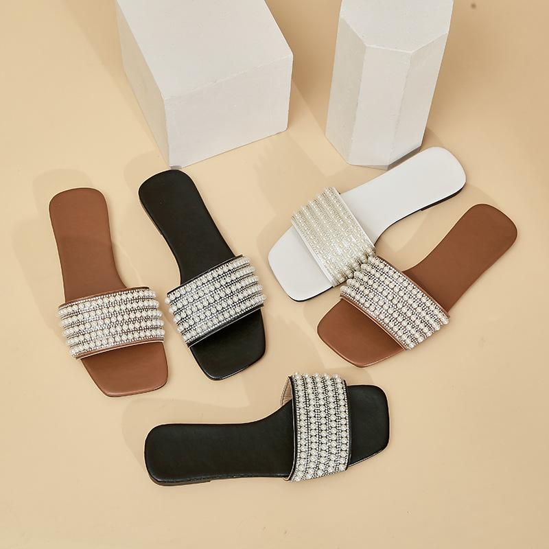 2025 summer new Korean version fashion square head flat bottom casual large size women's word with pearl cool slippers foreign trade