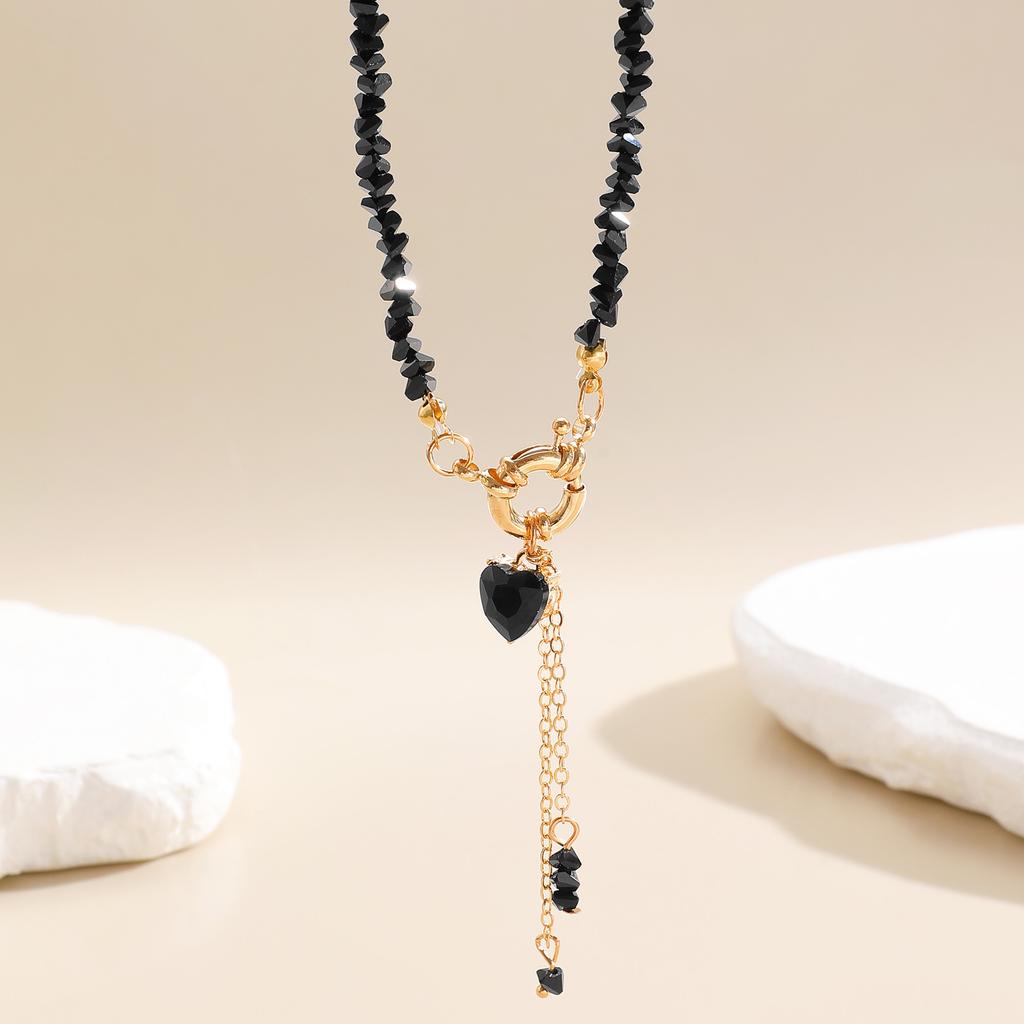 Fashion Vintage Black Geometric Crystal Chain Zircon Crystal Heart-Shaped Pendant Necklace for Women Female Boho Jewelry