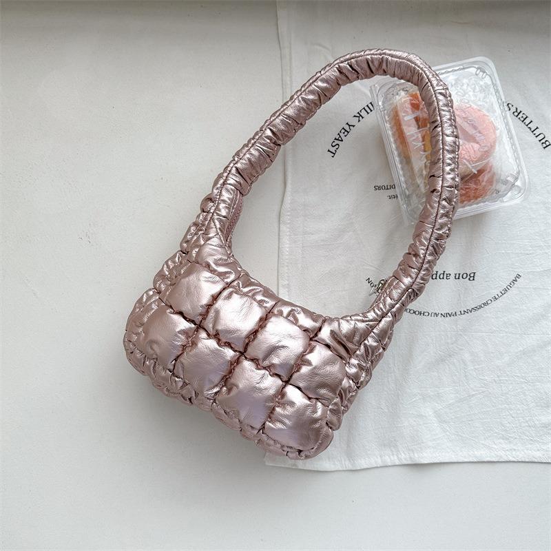 

Niche style underarm bag women s plaid cotton clothes cloud bag autumn and winter retro shoulder bag women розовый