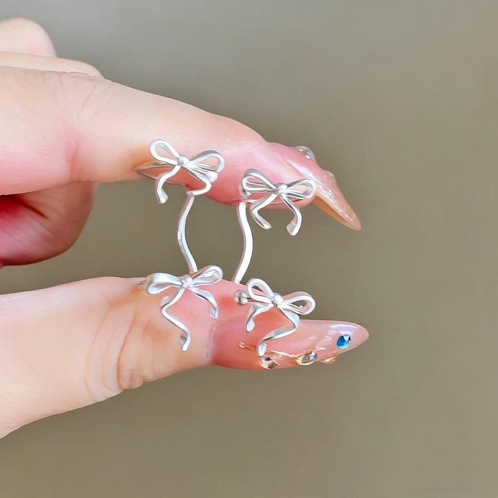 Exclusivo Ear Cuff de Camada Dupla Brilhante com Diamantes de Alto Padrão: Design Versátil e Indolor