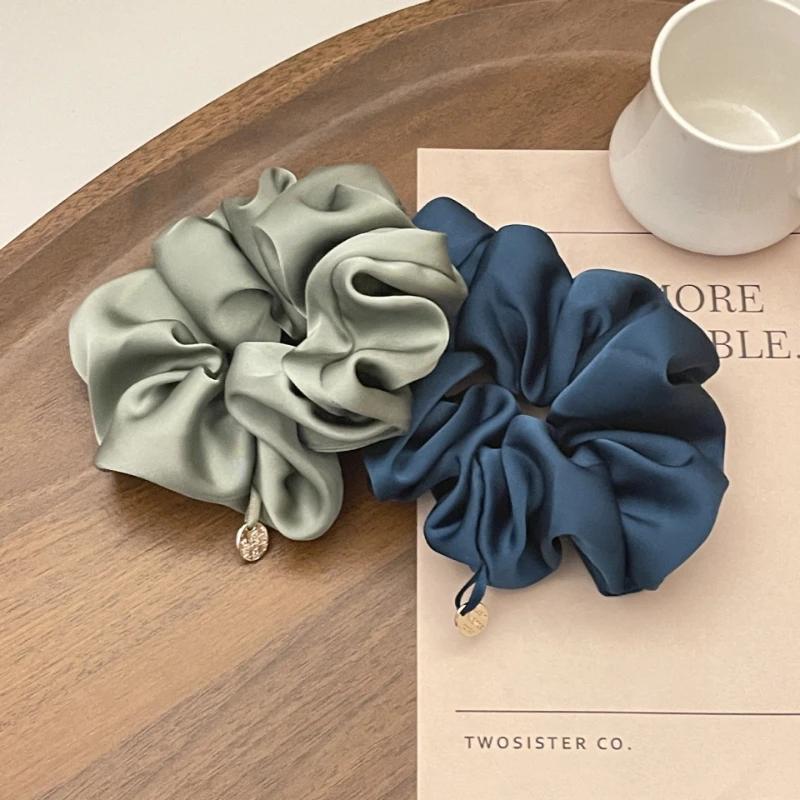 Satin Silk Hårscrunchies Svarta Hårband för Flickor och Kvinnor Scrunchie Enfärgad Håraccessoarer Scrunch Hårklämmor Ny