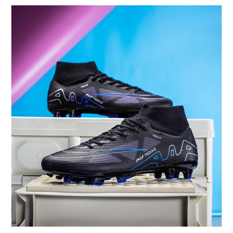 Outdoor Seamless Fly-woven Football Shoes for Men's High-top Students with Broken Nails and Spikes for Grass Game Training Football Shoes