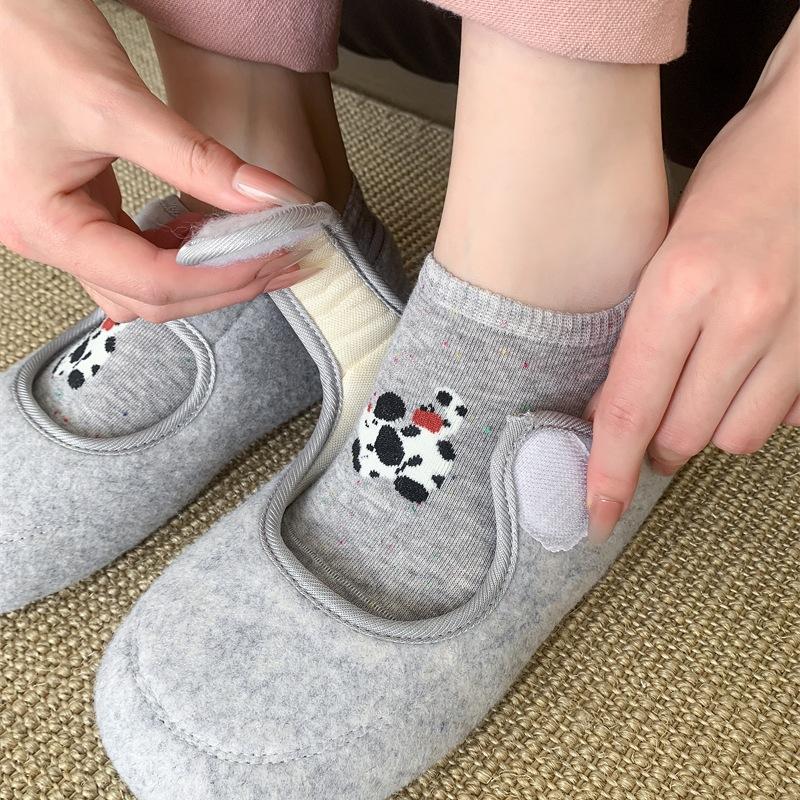 Women's Summer Thin Cotton Cartoon Animal Yarn Low Top Shallow Mouth Invisible Non Slip Heel Socks