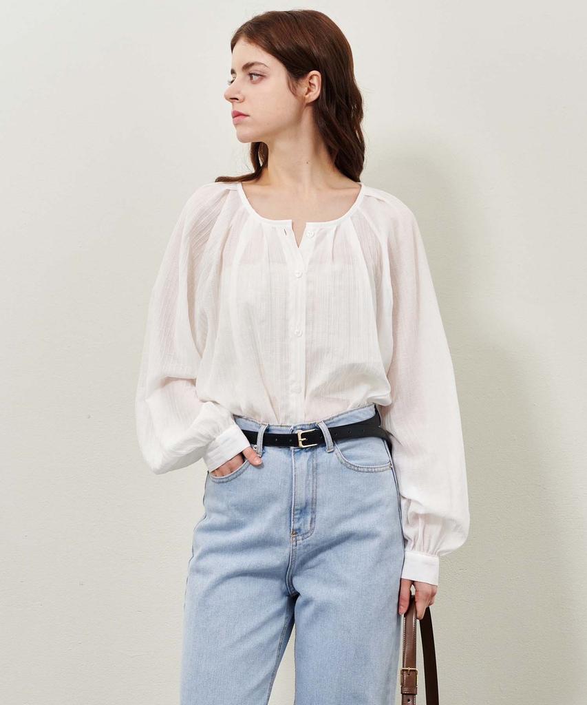 PLUNASTUDIO New Heart Pleated Blouse White