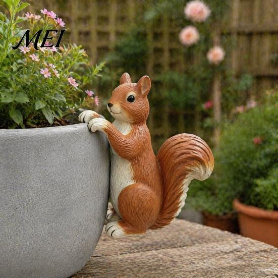 Lifelike Squirrel Sculpture Planter Climber Statue, Cute Sculpture, Resin Waterproof Craft Small Animal Figurine for Plant Pot Edge Decoration