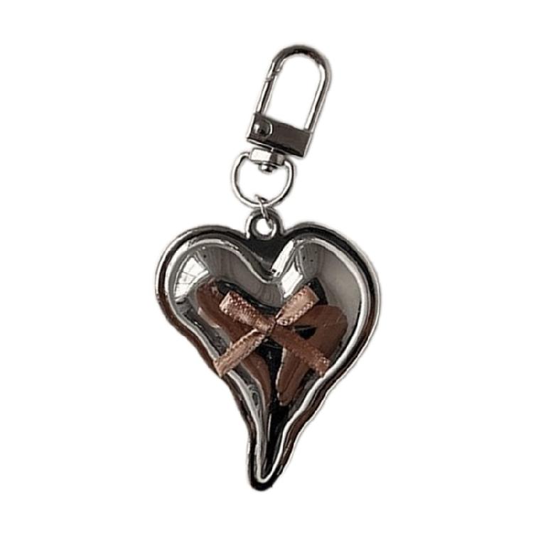 Fashionable Silver Love Heart Bowknot Keychain Charm Sturdy Pendant for Modern Styles Camera and Bag Decoration
