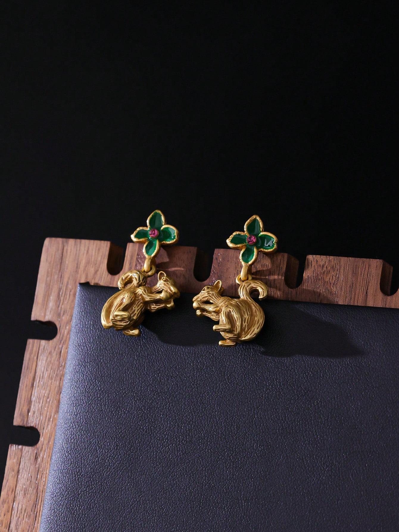 

Модные серьги-подвески для женщин золотой