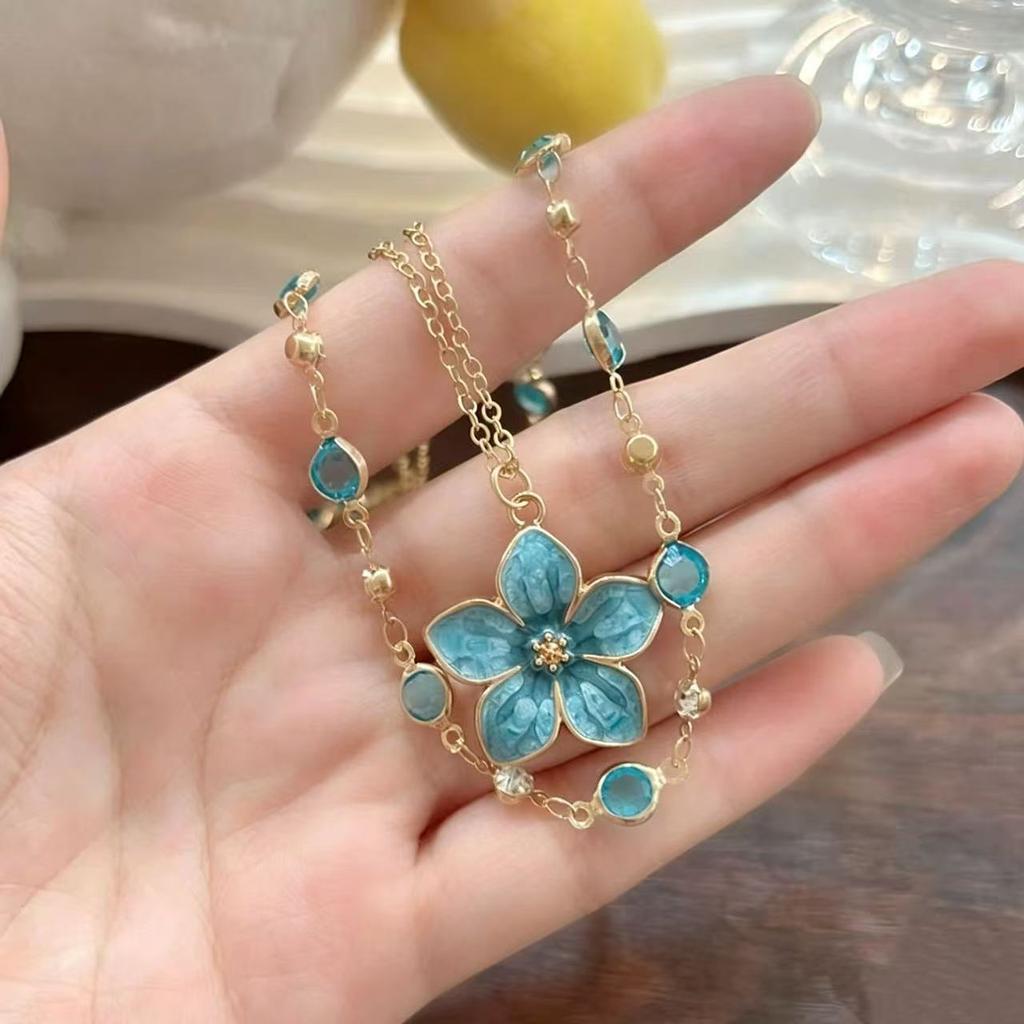 Dopamine sweet pink flower necklace spring atmosphere super fairy collarbone chain niche design high-end necklace