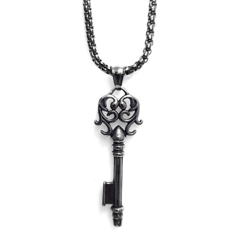 A Titanium Steel Key Pendant, Punk Necklace, Retro Trendy Men'S And Women'S Stainless Steel Cast Totem Pendant