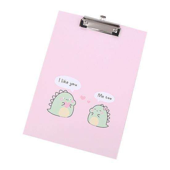 

Доска для письма с отверстием для подвешивания Мультяшный дизайн Портативный Гладкий Креативный Компактный Недеформируемый Студенческий документ Доска слов Папка с файлами Ежедневное использование розовый