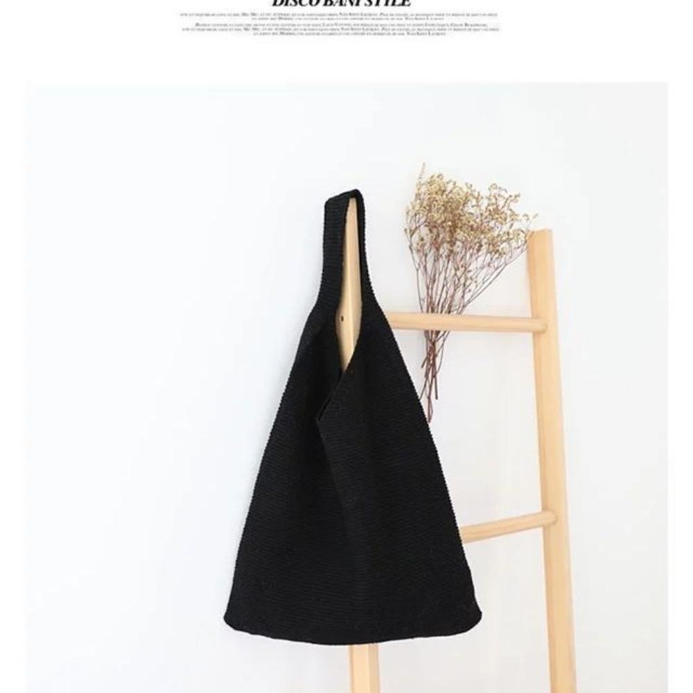 

Korean fashion retro wool bag knitted shoulder bag woven vest bag versatile summer autumn and winter new handbag чорний