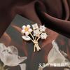 Korean High-end Flower Small Brooch Collar Buckle Pin Cardigan Shawl Buckle Pin Temperament Pearl Accessories