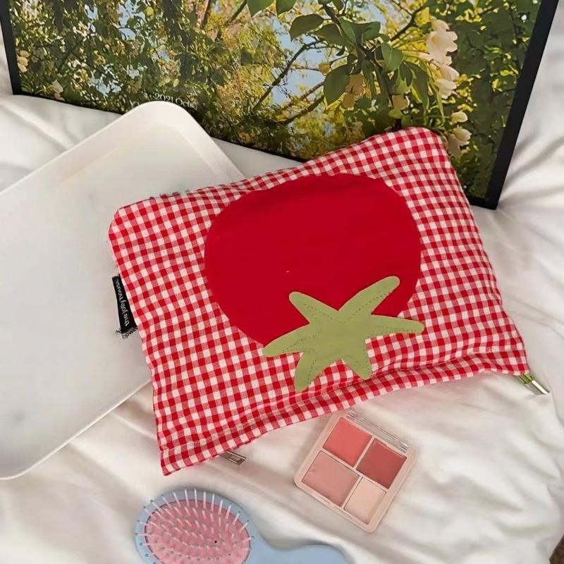 1Pcs Portable Handheld Toiletry Pouch Cute Large Capacity Red Grid Tomato Makeup Bag Minimalist Versatile Cosmetic Organizer