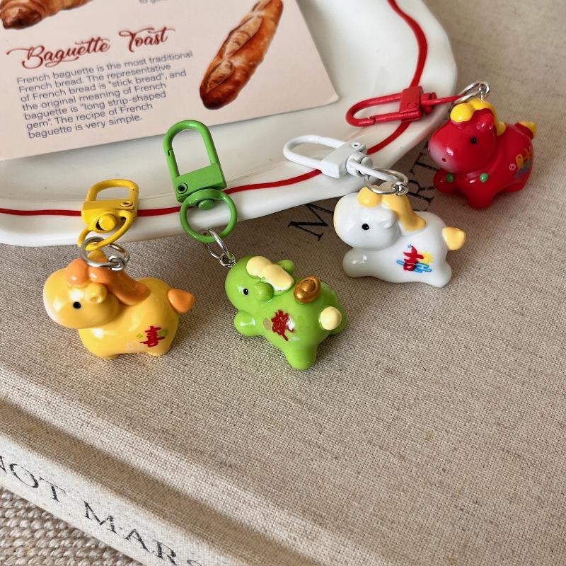 1Pcs Cute Resin Pony Key Ring Cartoon Year Of The Horse Keychain Bag Decor Accessories New Year Pendant Small Gifts