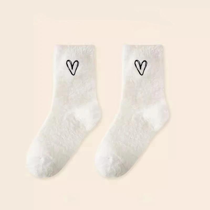 Simple Lovely Cozy Hairy Mink Velvet Socks Autumn Winter Hosiery Thickened Plush Warm Sleep Home Fluffy White Heart-shaped Socks