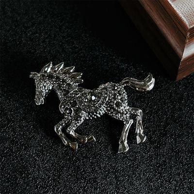 Luxury Zodiac Animal Lapel Pins Casual Metal Badge Pin Rhinestone Horse Brooches  New Year Gifts