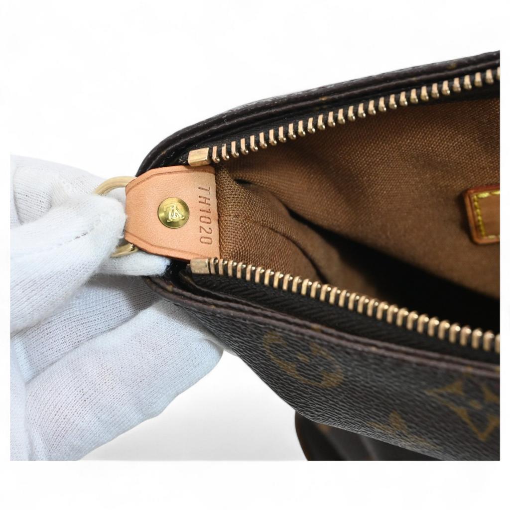 Auth LOUIS VUITTON Monogram Cabas Mezzo Tote Bag PVC Canvas lv5635cc