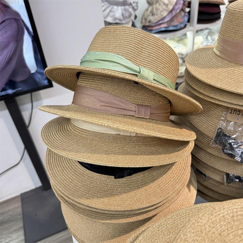 French flat top sunscreen straw hat women's summer seaside vacation sun hat Internet celebrity straw woven wide brim small fresh top hat