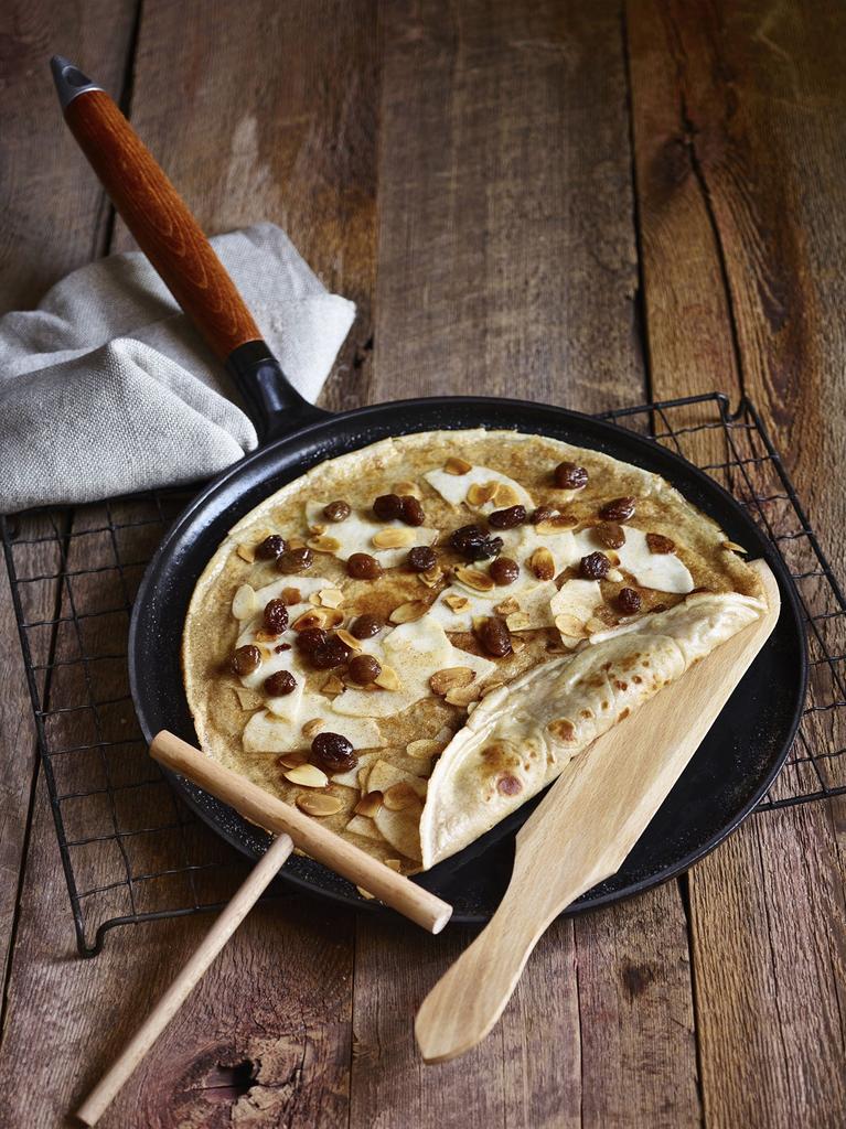 Staub Crepe Pan, Black, 28cm, Induction Compatible, Pan 40509-525 (Official Japanese Product)