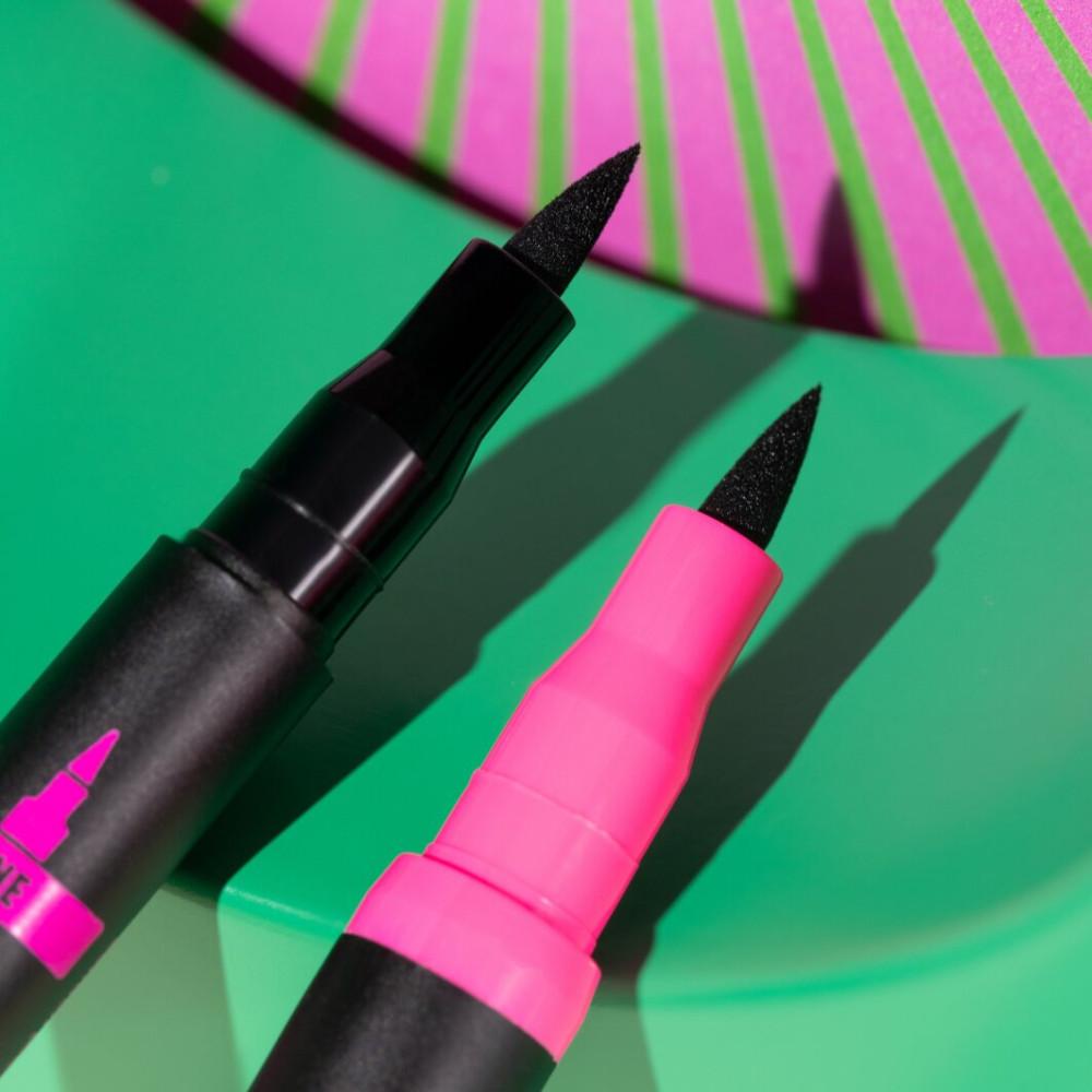 Essence Eyeliner Line It Like a Pro! -