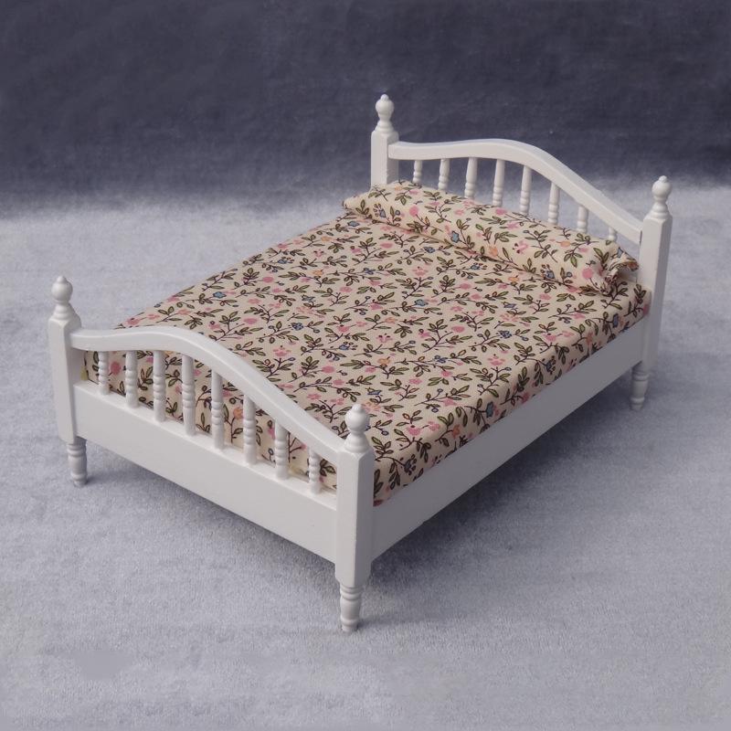 Mini Dollhouse Floral Bedroom Bedding - Pure White