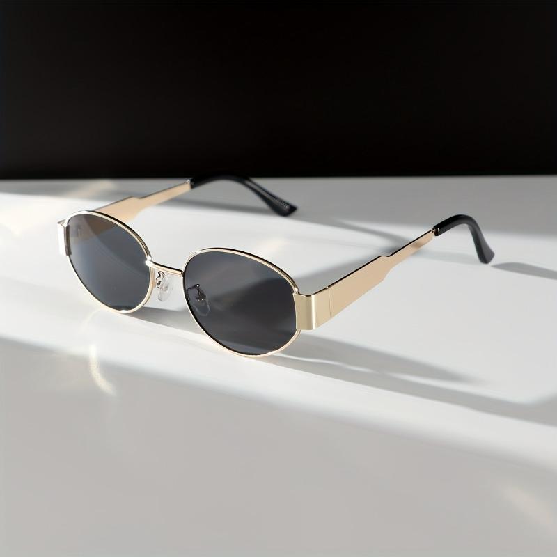 1pc Oval Metal Frame Decorative Eyeglasses PC Lens Wide Brim Suitable for Hiking Travel and Po Shooting