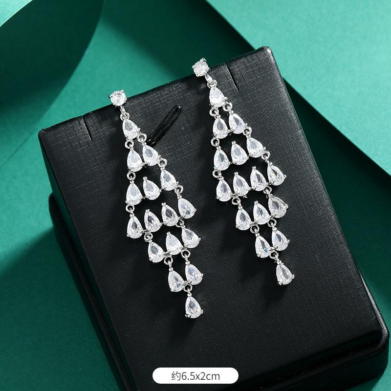 Niche Design High-end Zircon Stud Earrings Crystal Fringed Earrings High-end Temperament Exquisite Long Women's Earrings Earrings