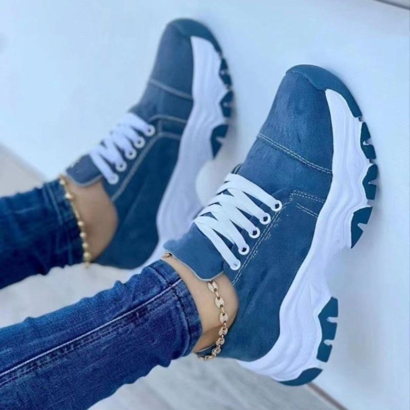 Women's Large Size Round Toe Thick Sole Low-Top Lace-Up Athletic Casual Shoes.