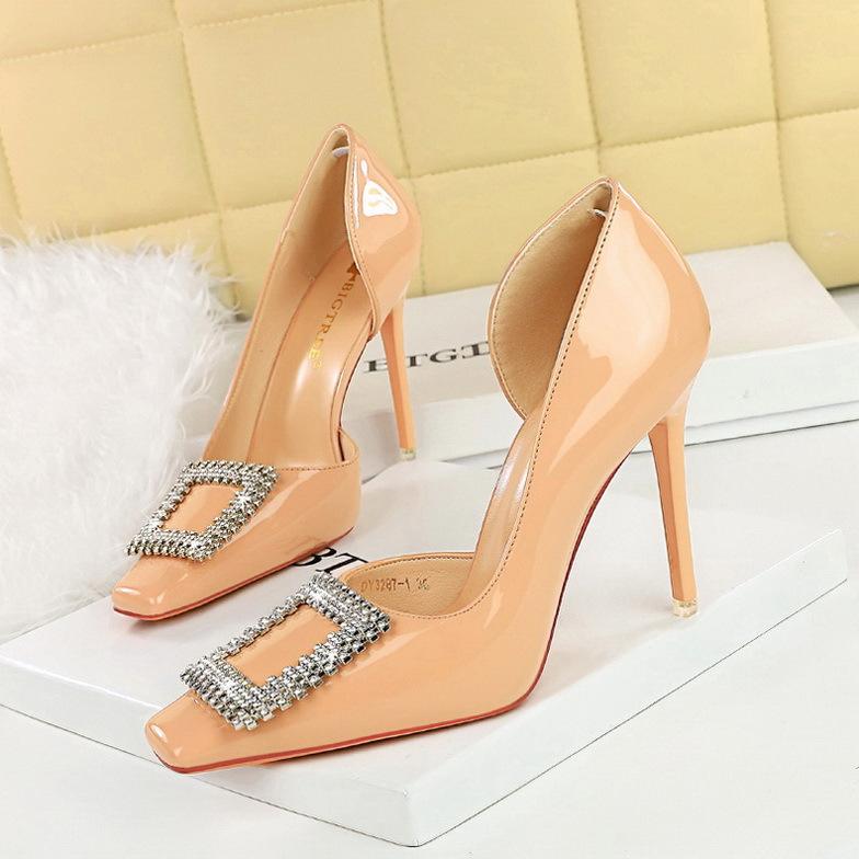 

Single shoes (this style is sold out and will not be replenished) 43 тілесний